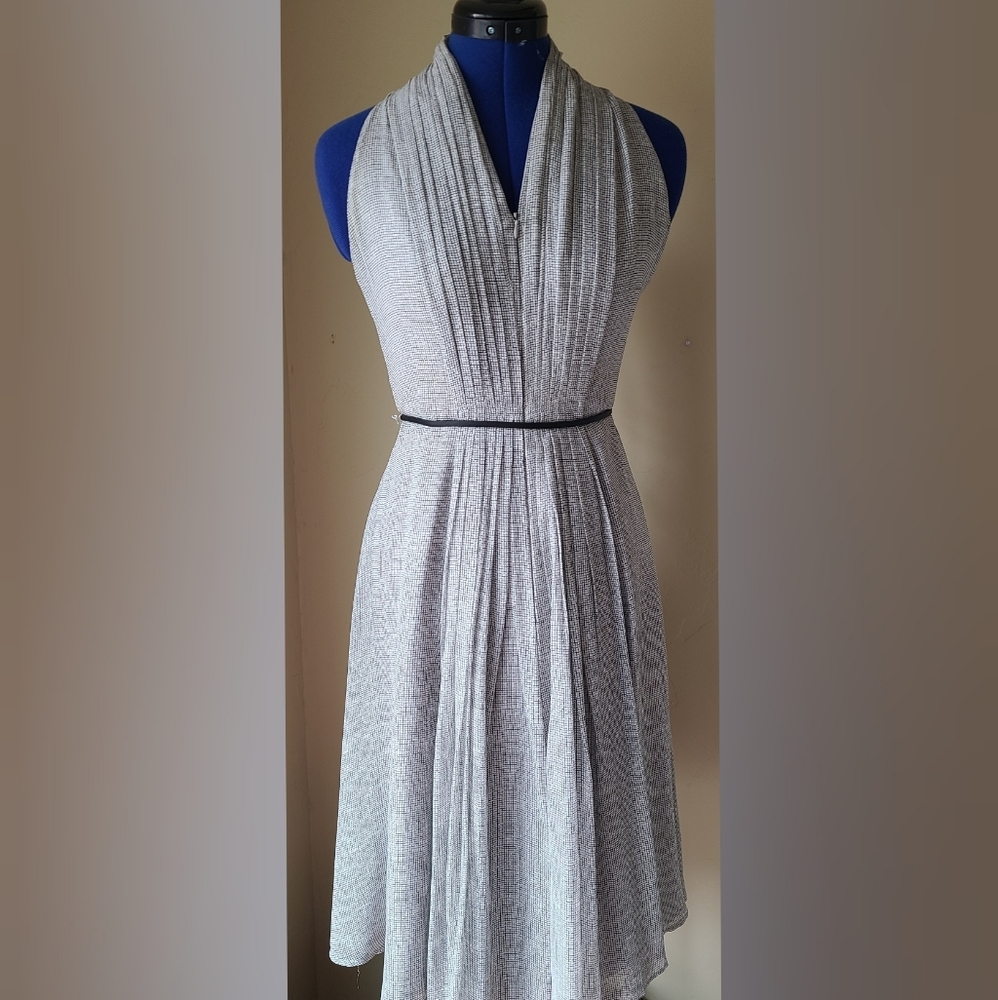 Classy, Sexy and Sophisticated Dress